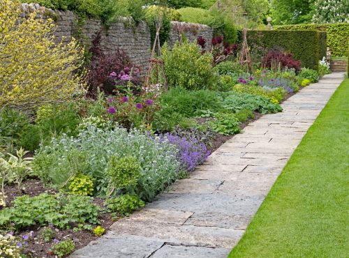 AdobeStock_376547977-1-min